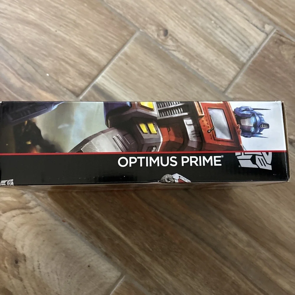 Hasbro Transformers Generations‎ - Optimus Prime